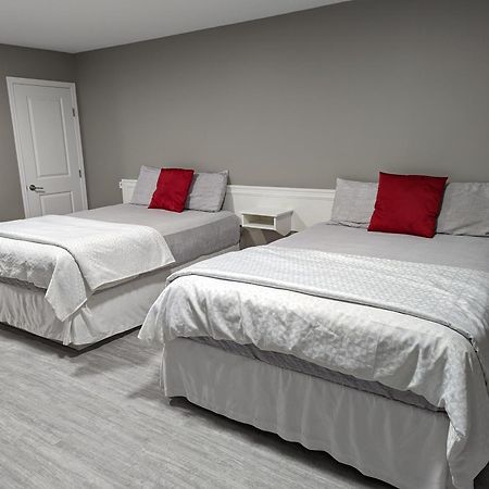 Riverside Motel Medicine Hat Bagian luar foto