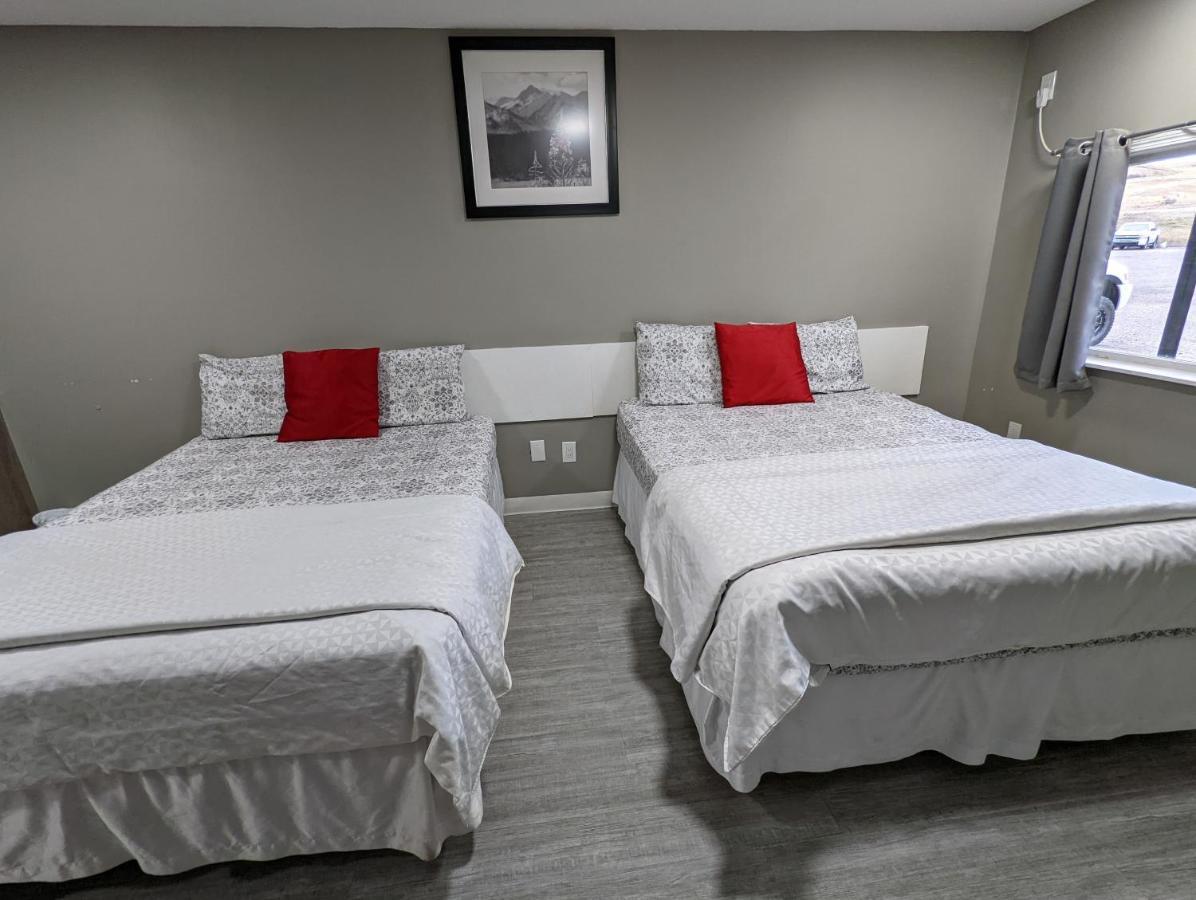 Riverside Motel Medicine Hat Bagian luar foto